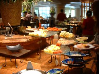 2003_0630_113336AA.JPG - 22,043BYTES