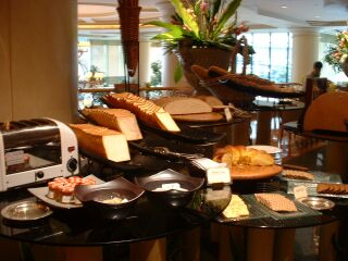 2003_0630_113402AA.JPG - 20,133BYTES