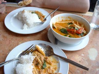2003_0630_162821AA.JPG - 18,903BYTES