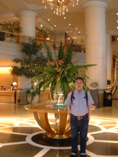 2003_0701_113915AA.JPG - 17,642BYTES